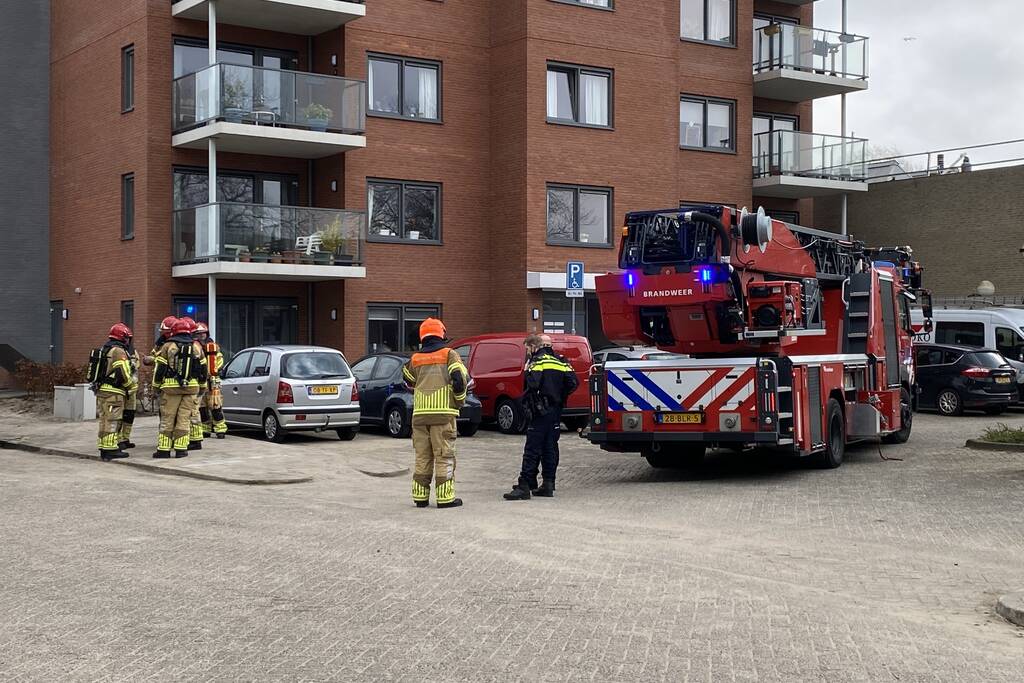 Vlam in de pan zorgt voor brand in appartement