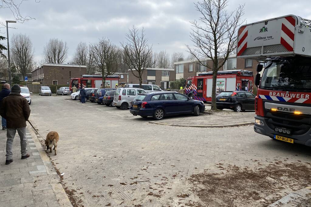 Veel rook bij brand in slaapkamer