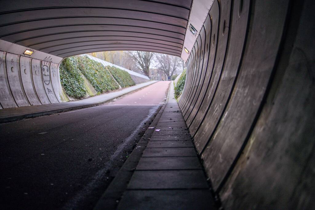 Vijf personen aangehouden voor vernielingen in fietstunnel