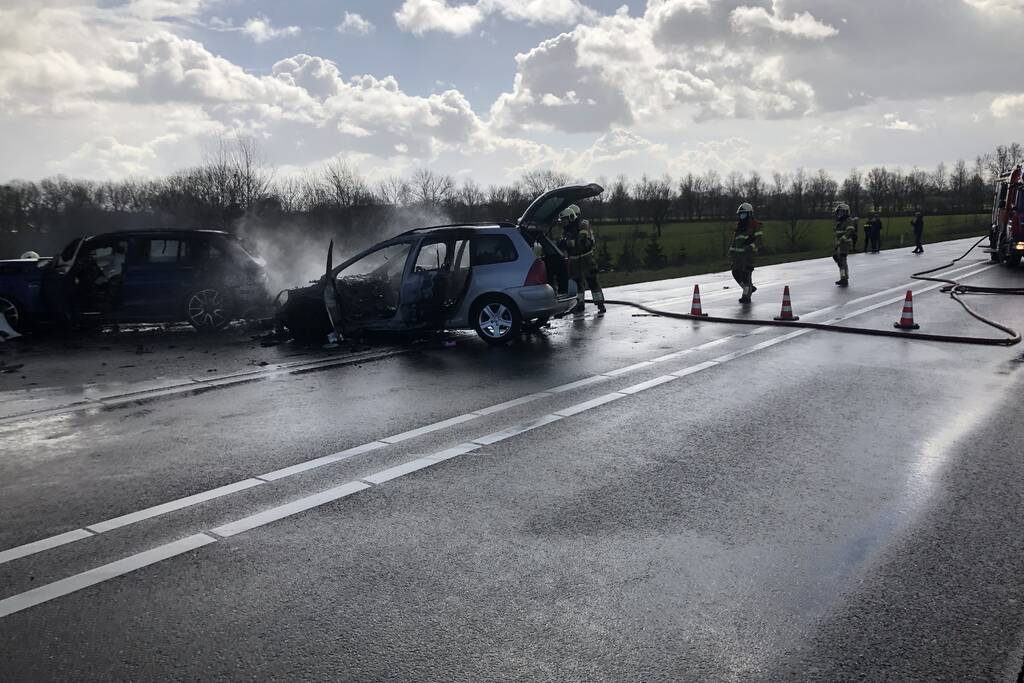 Zwangere vrouw naar ziekenhuis na verkeersongeval