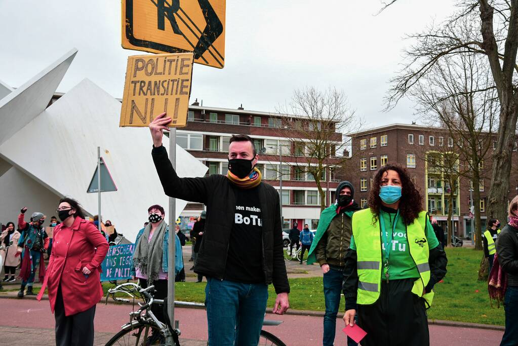 Demonstratie tegen politiegeweld en racisme