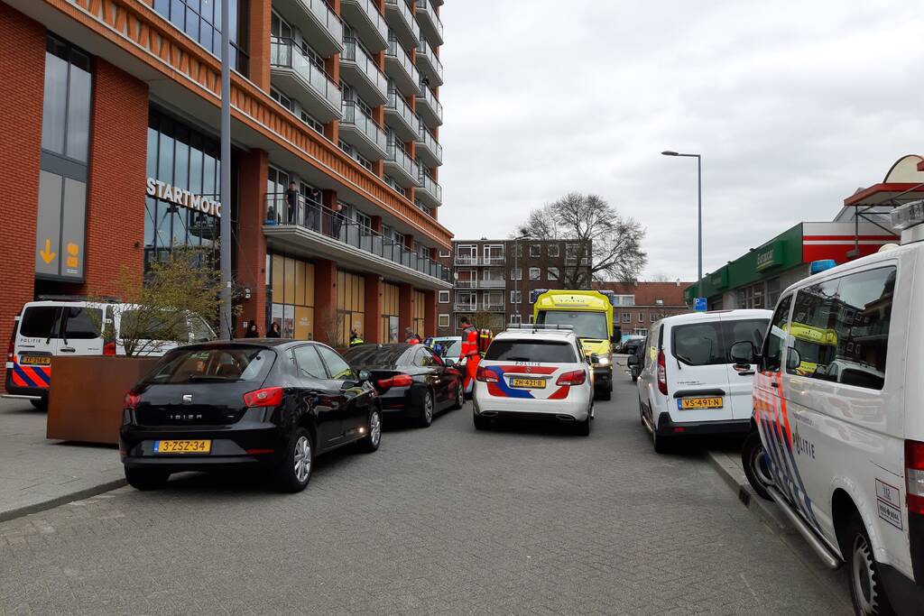 Drie aanhoudingen na steekpartij in woning
