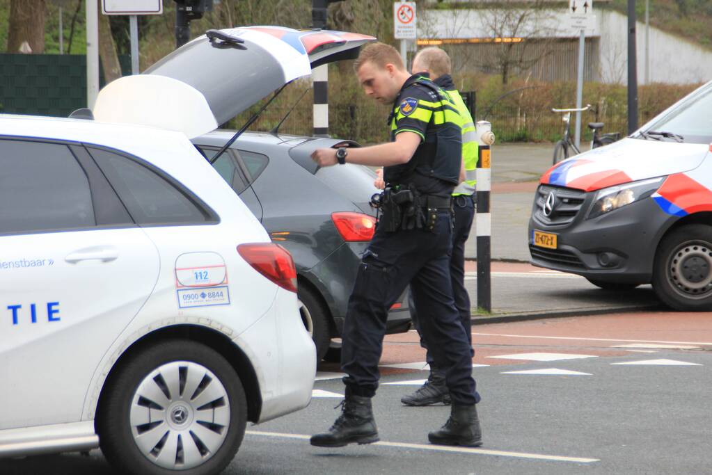 Scooterrijder gewond bij aanrijding met personenauto
