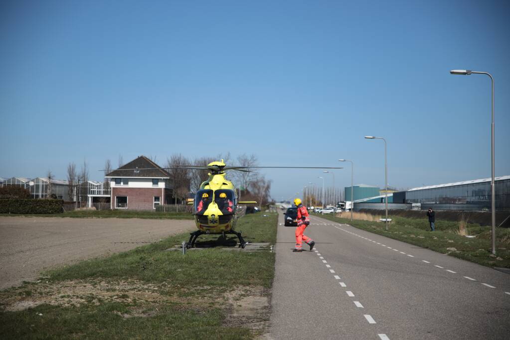 Traumahelikopter landt voor incident bij bedrijf