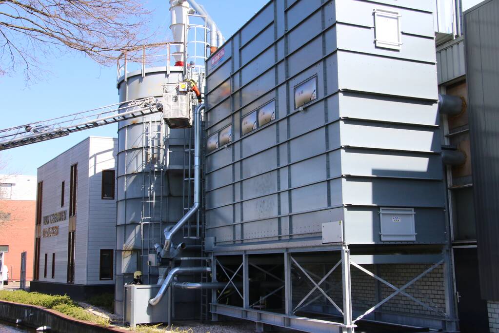 Brand in afzuiginstallatie Van Leeuwen Kozijnen