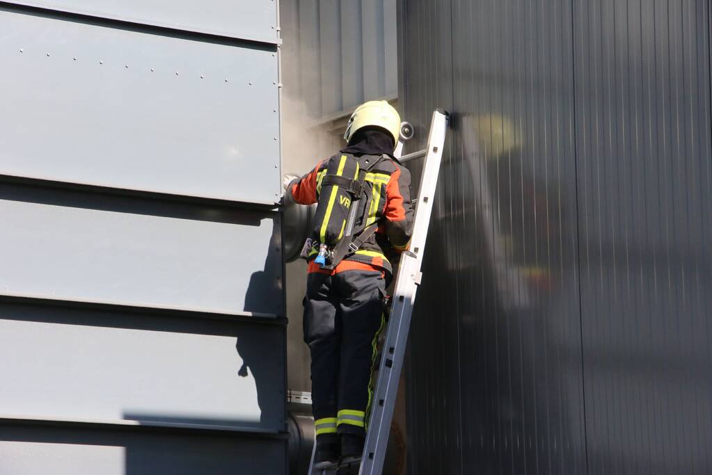 Brand in afzuiginstallatie Van Leeuwen Kozijnen