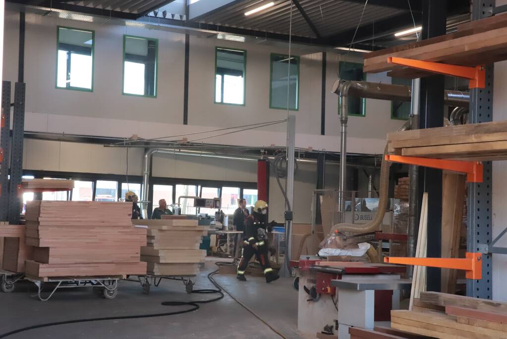 Brand in afzuiginstallatie Van Leeuwen Kozijnen