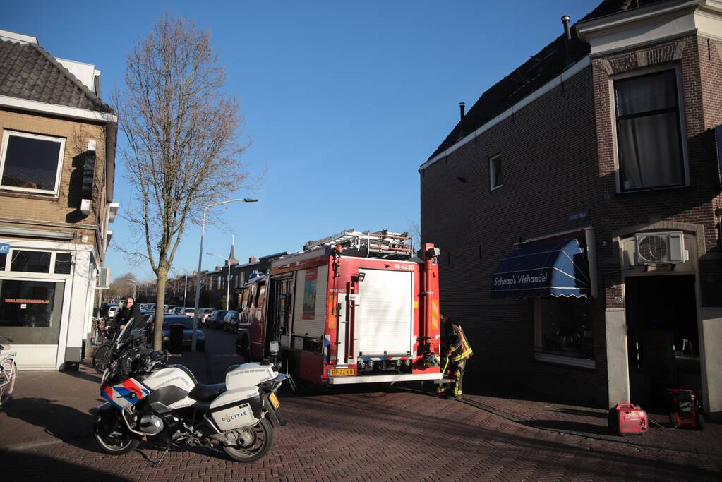 Schaap's Vishandel loopt vol met rook na brandende wasdroger
