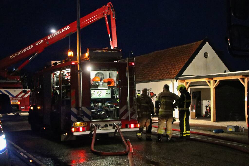 Flinke brand in dijk woning