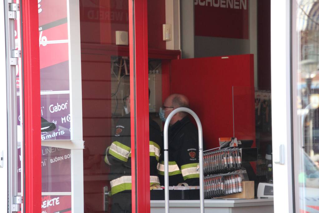 Brand in winkel Topmerk Schoenen