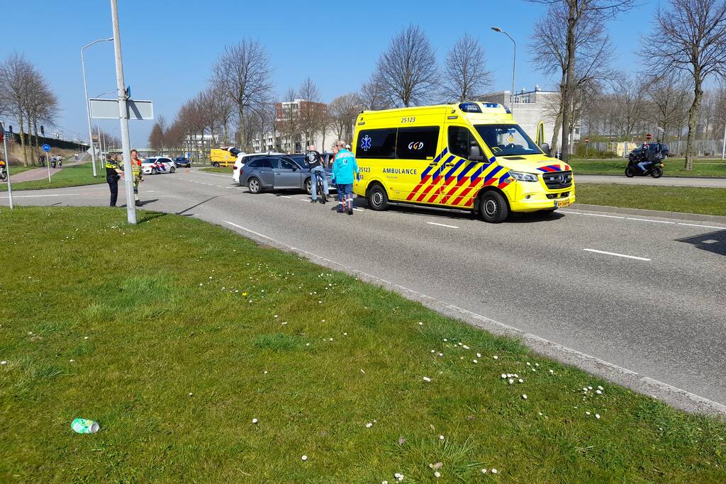 Meerdere auto's met elkaar in botsing