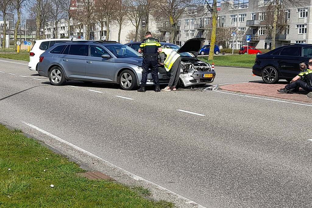 Meerdere auto's met elkaar in botsing