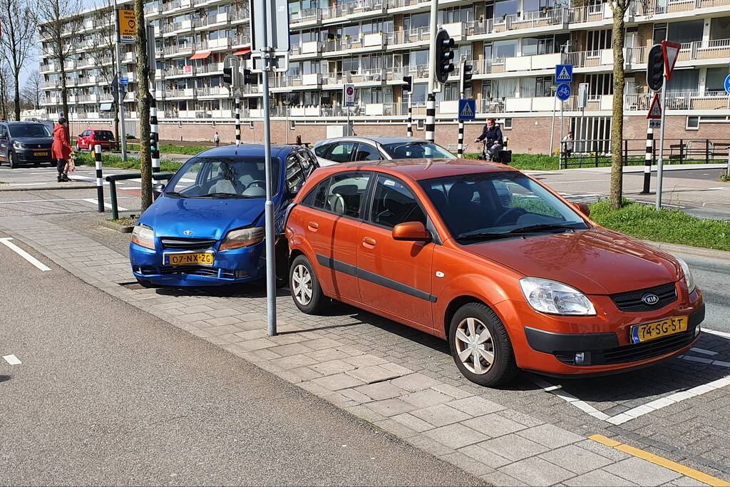 Flinke schade na kop-staart aanrijding