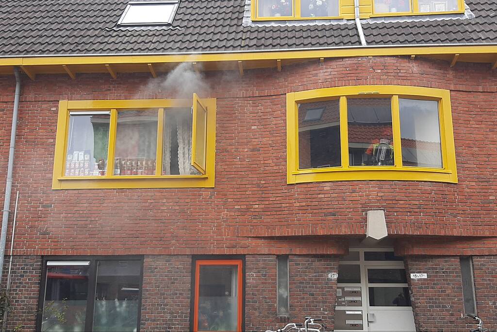 Veel rook bij brand in appartement