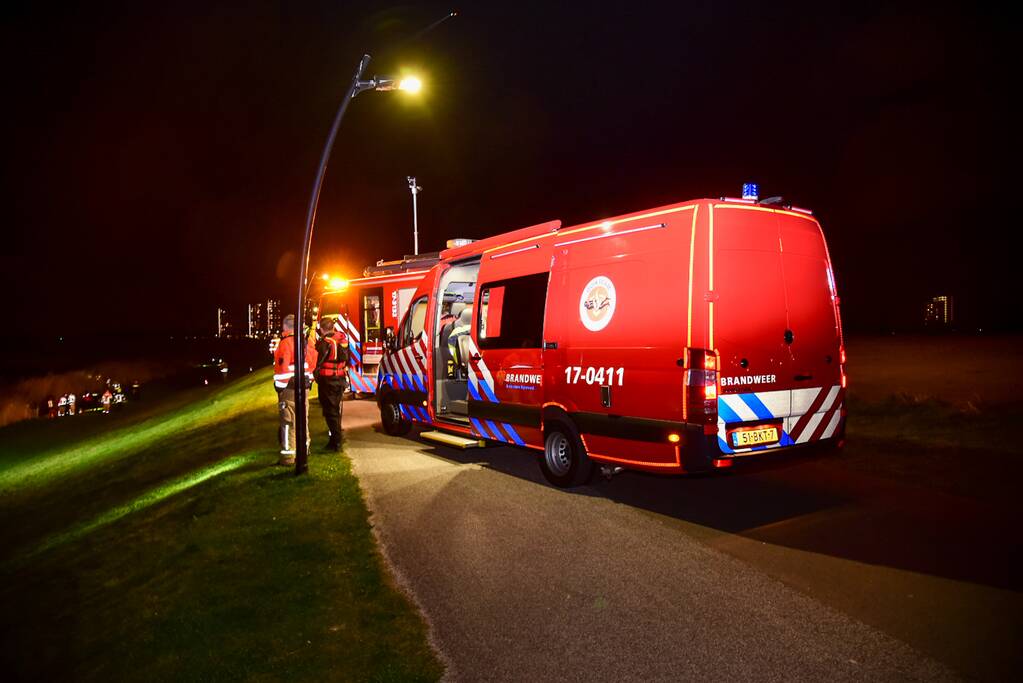 Grote zoekactie na gevonden fiets langs waterkant