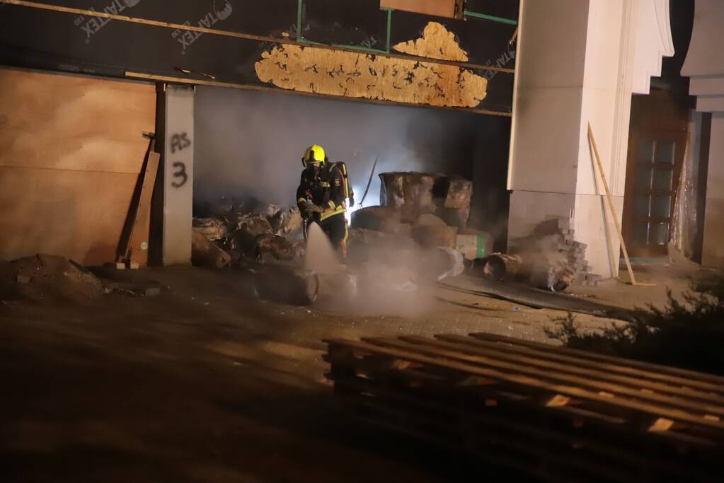 Flinke schade na brand bij moskee