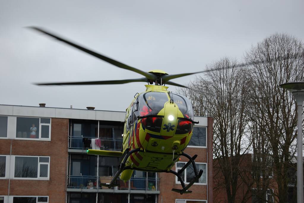Traumahelikopter trekt veel bekijks