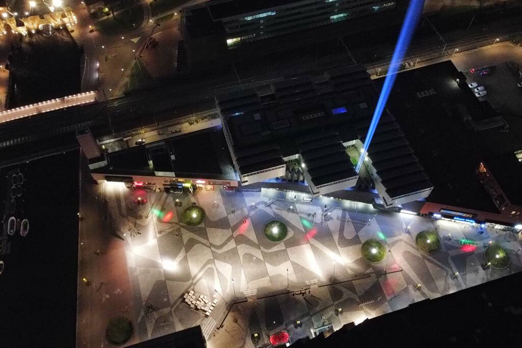 Connecting lights verlichten stad