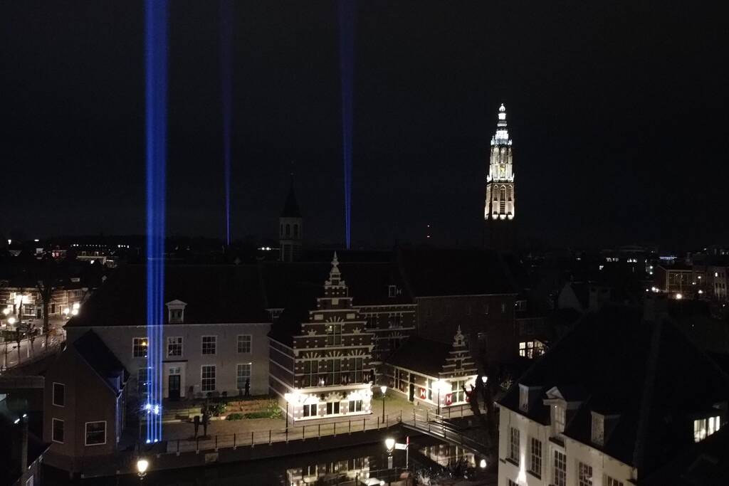 Connecting lights verlichten stad