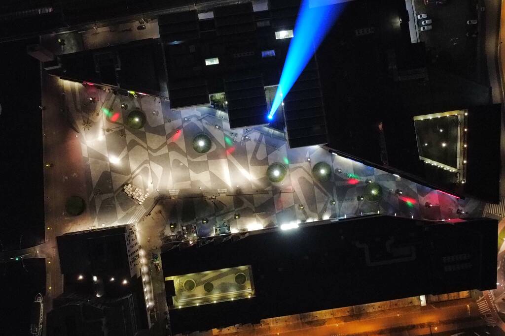 Connecting lights verlichten stad