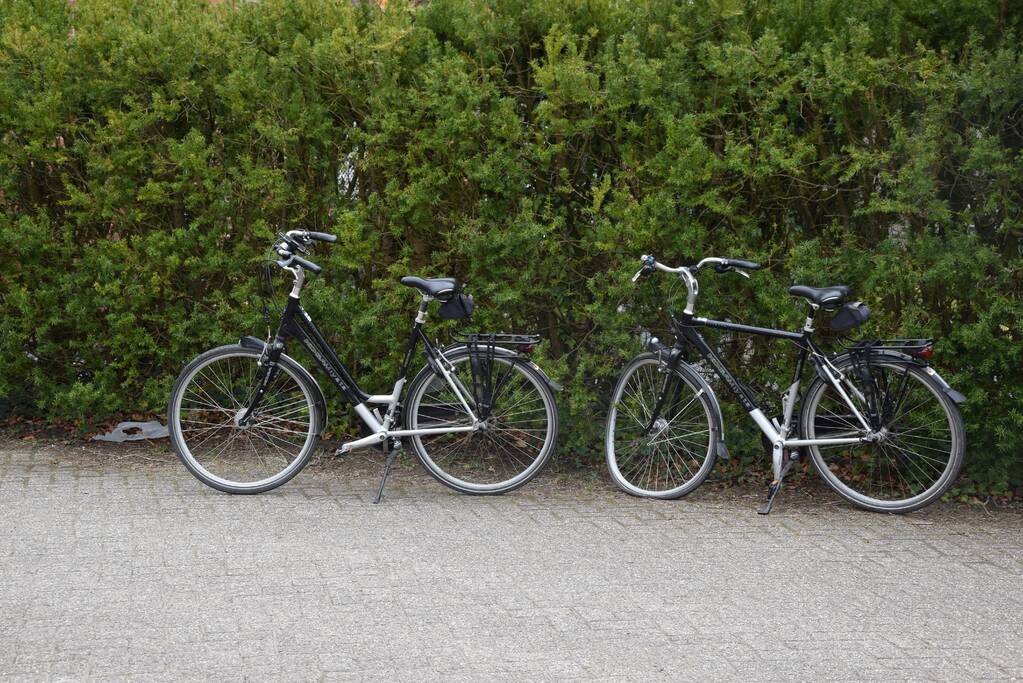 Quad belandt in greppel na ongeval