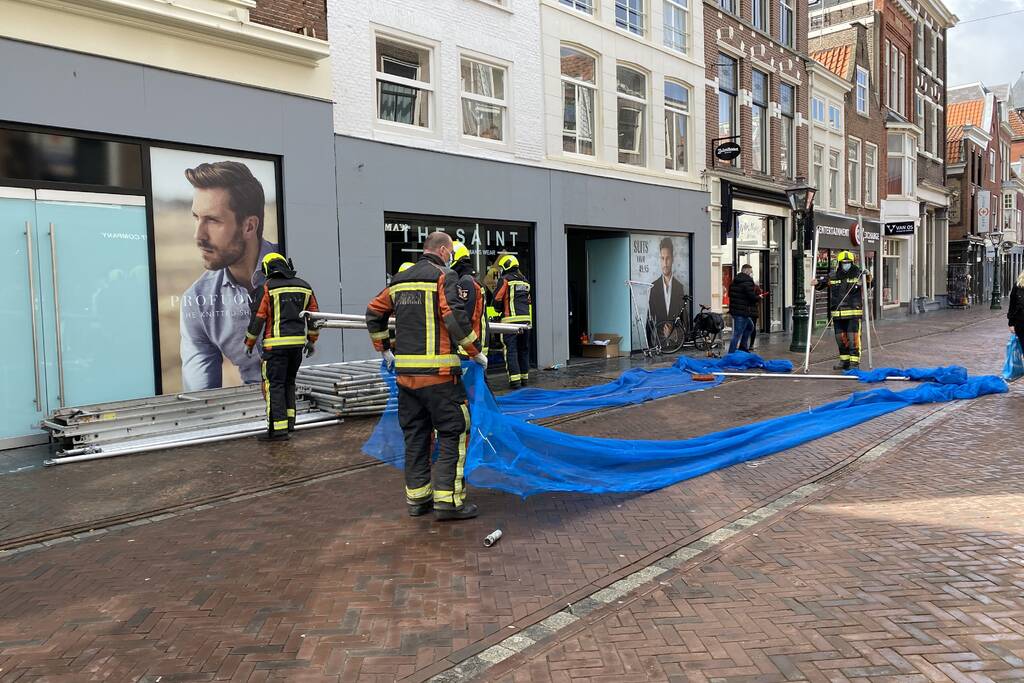 Steiger omgevallen in binnenstad