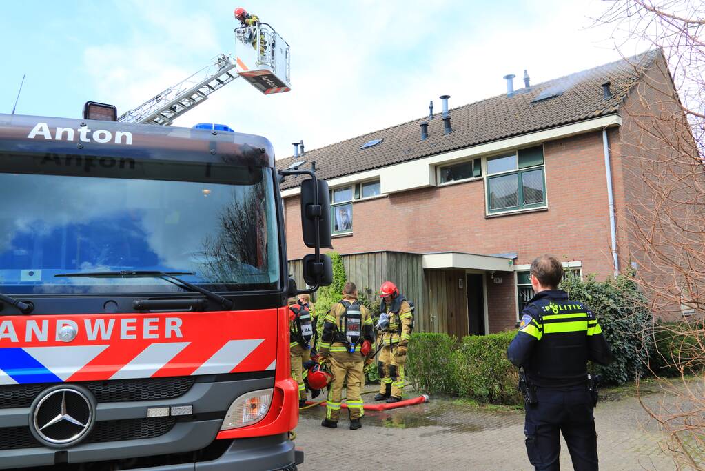 Bewoner aangehouden na brand op zolder