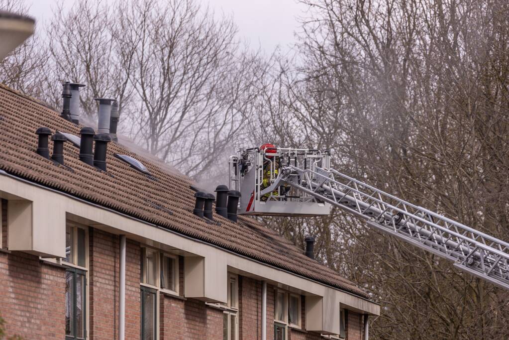 Bewoner aangehouden na brand op zolder