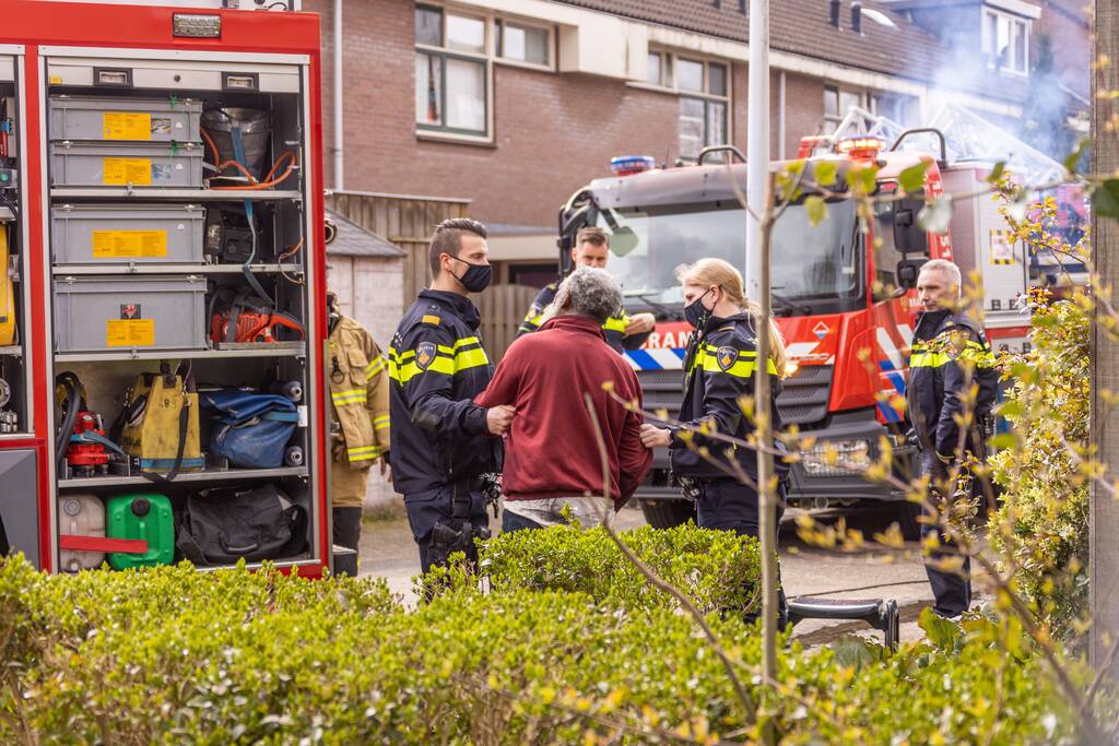 Bewoner aangehouden na brand op zolder