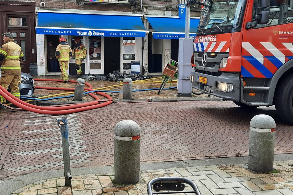 Gewonde bij hevige brand in horecazaak