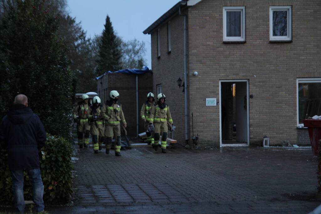 Brand bij woning snel onder controle