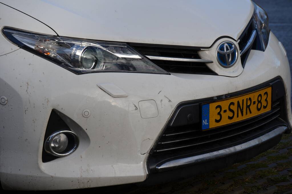 Fietser gewond bij botsing met auto