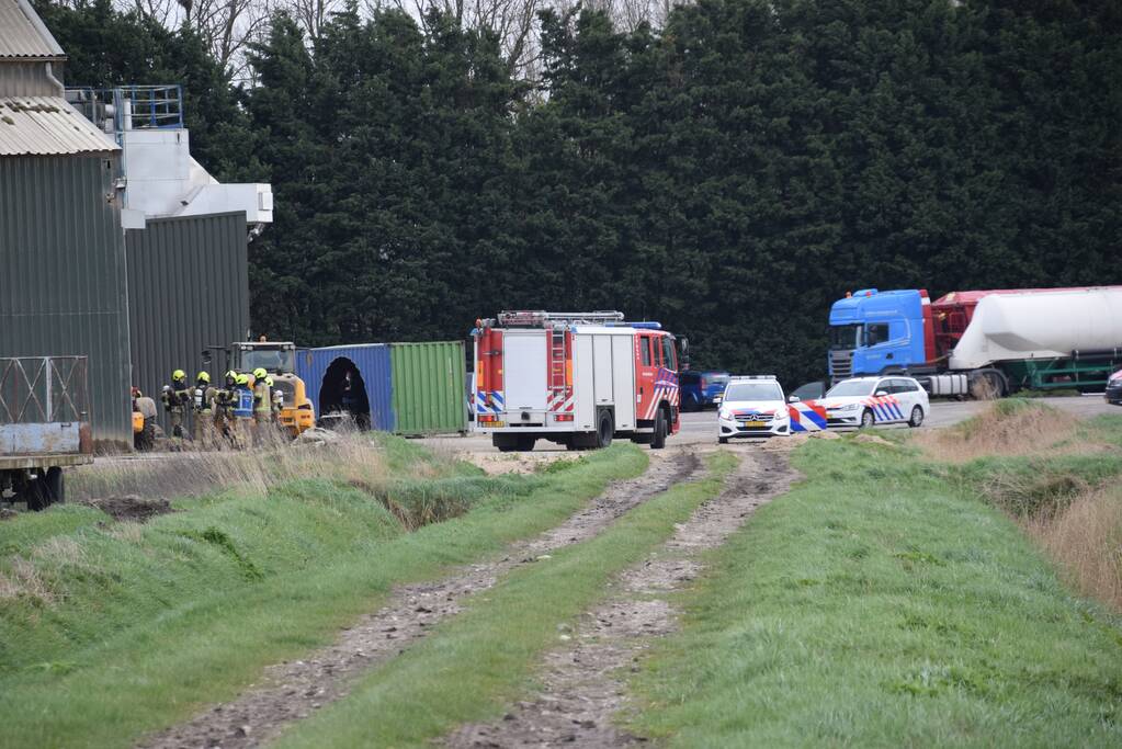 Veel rookontwikkeling bij brand in houtbedrijf