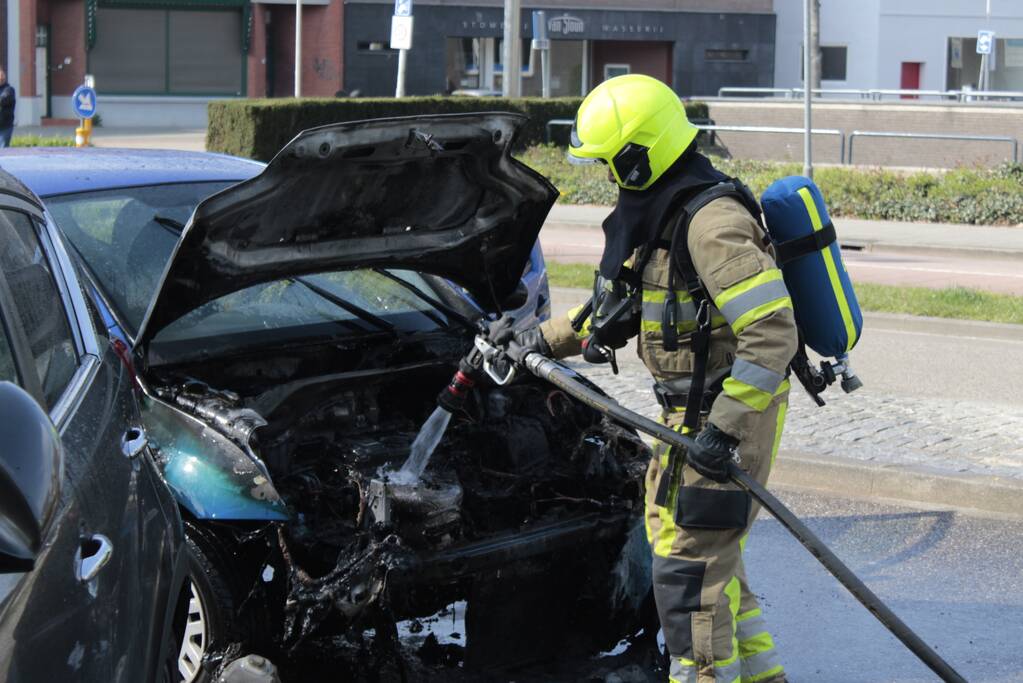 Flinke schade na autobrand