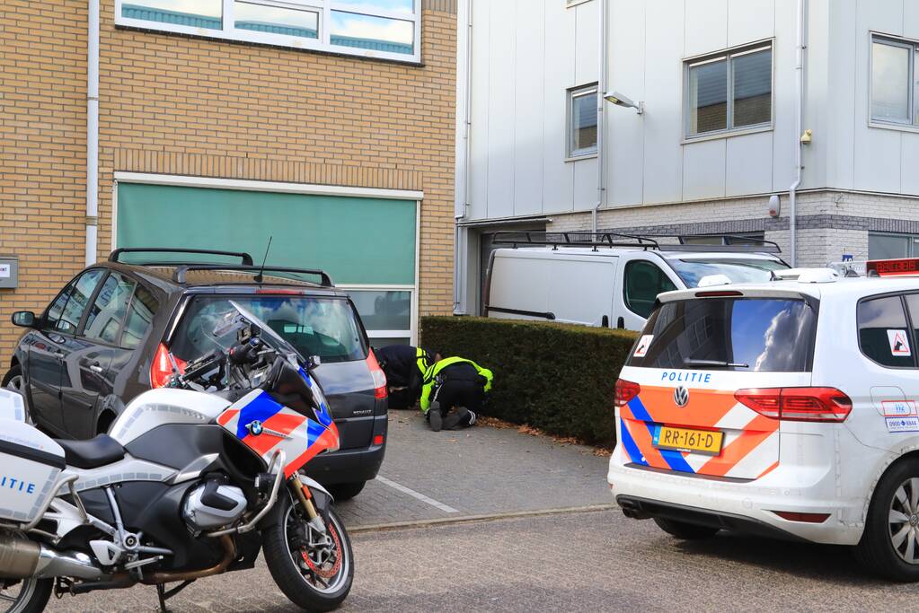 Grote zoekactie naar gevluchte mannen