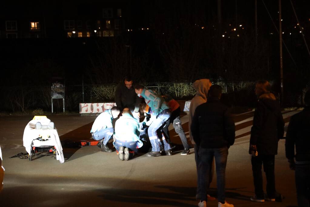 Zwaargewonde na val met step op skatebaan