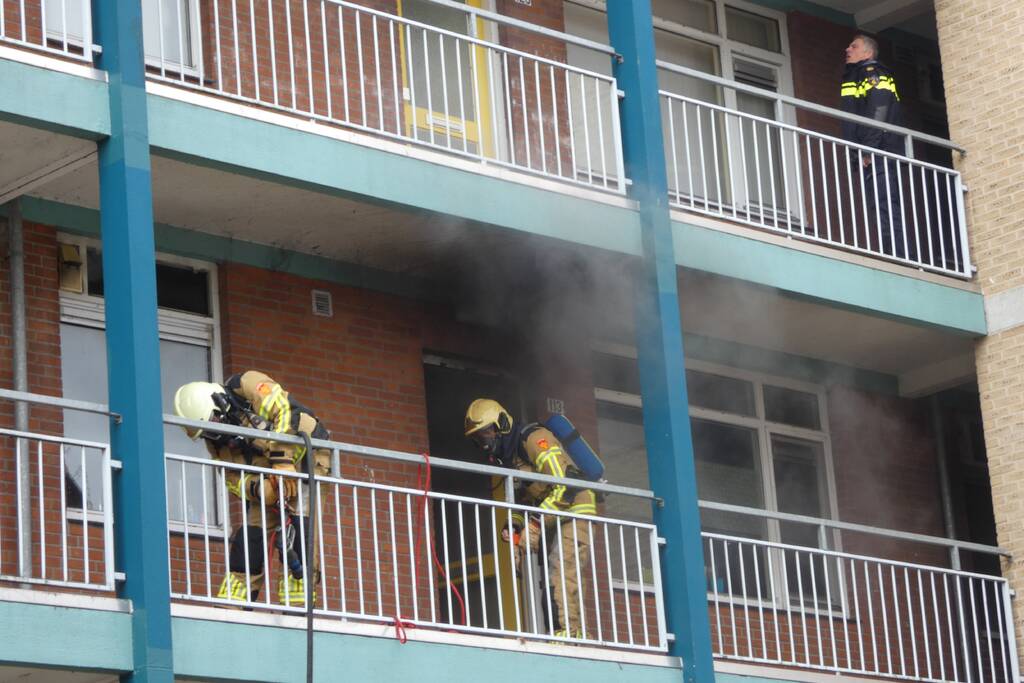 Veel schade na keukenbrand in flatwoning