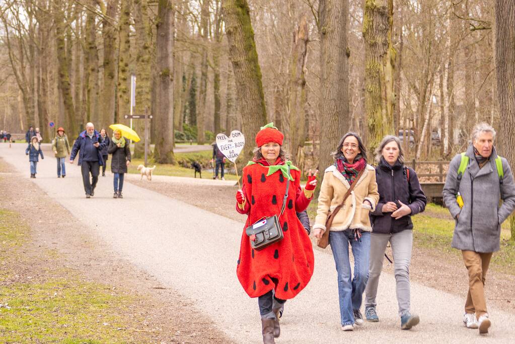 Demonstratie Kasteel Groeneveld tegen coronabeleid