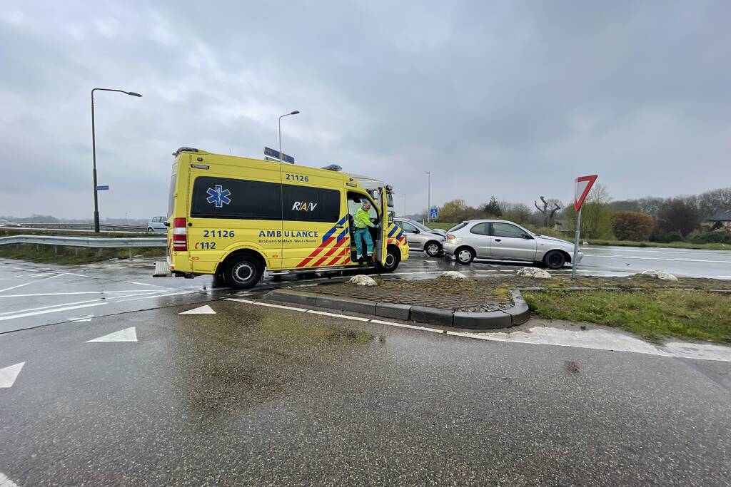 Veel schade bij ongeval met meerdere voertuigen