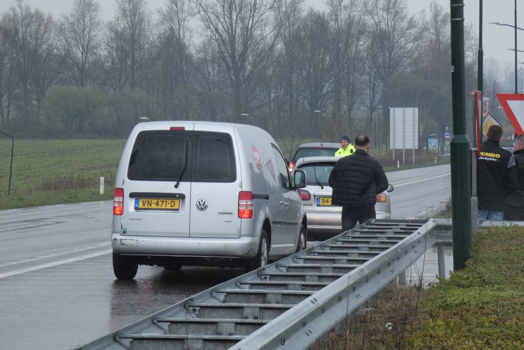 Veel schade bij ongeval met meerdere voertuigen
