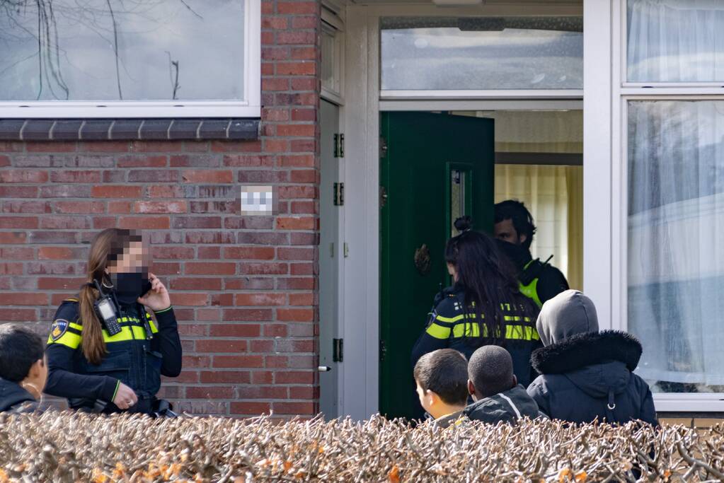Persoon aangehouden na mishandeling in woning