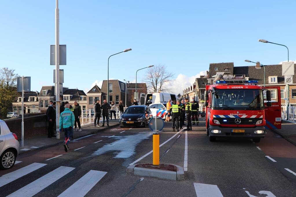 Verkeersongeval tussen meerdere voertuigen