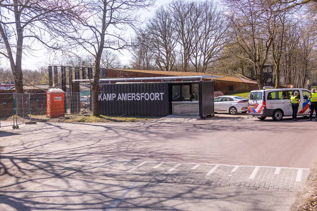 Toeringcar zwaar beschadigd door brand