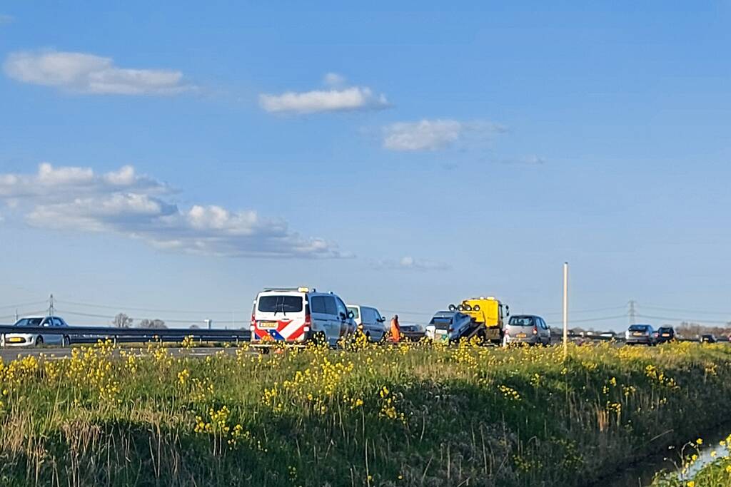 Jongen van dertien jaar gewond door kop- staart botsing
