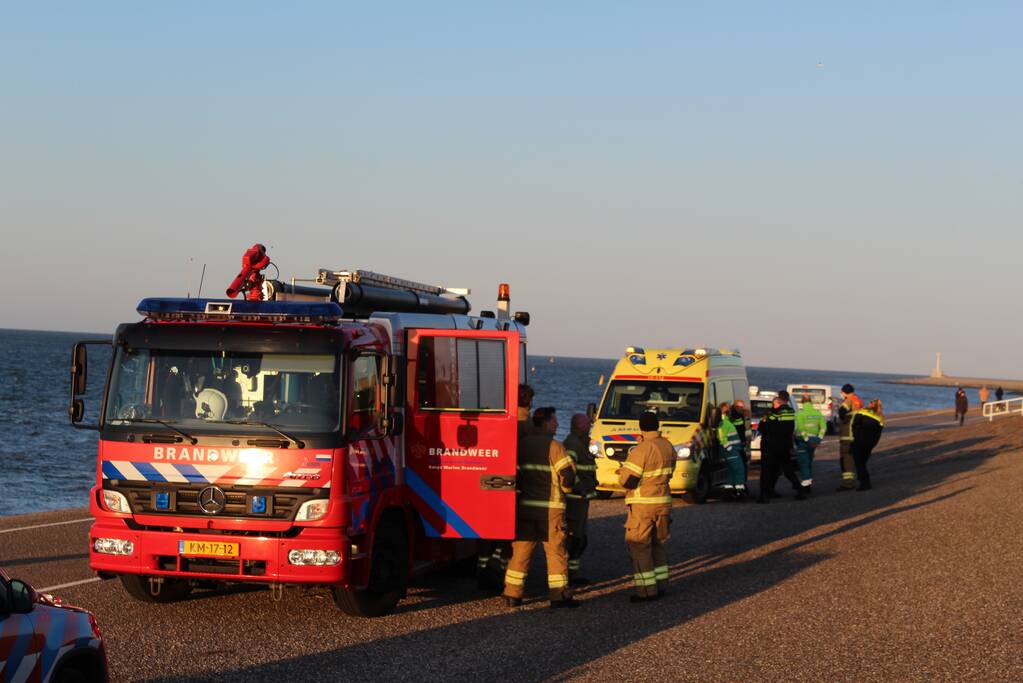 Vaarverkeer stilgelegd door zoekactie naar persoon in water