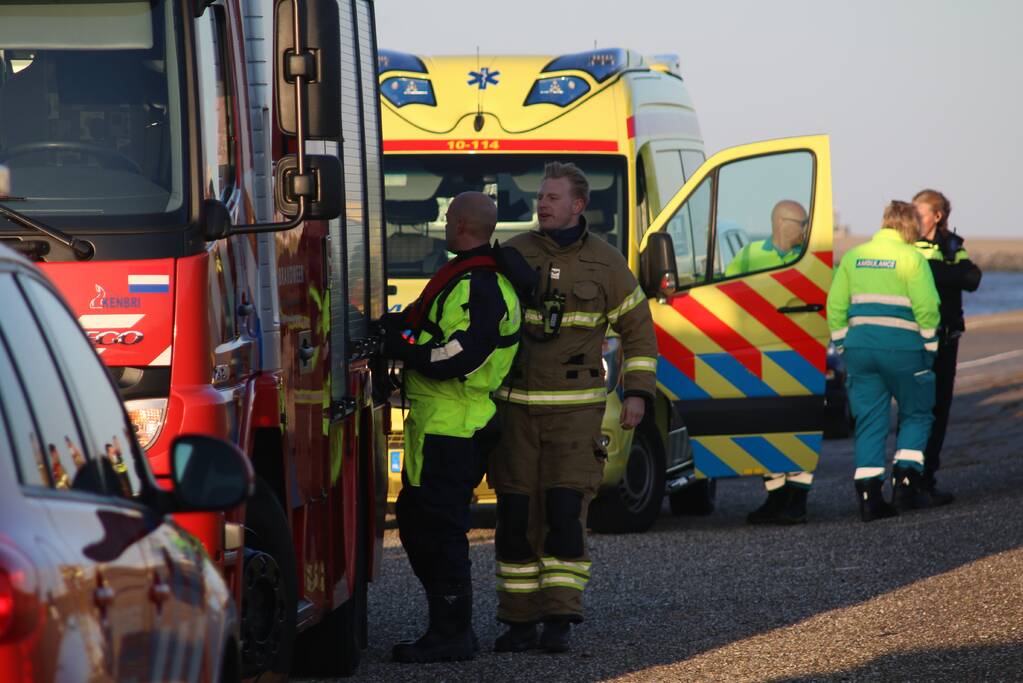Vaarverkeer stilgelegd door zoekactie naar persoon in water