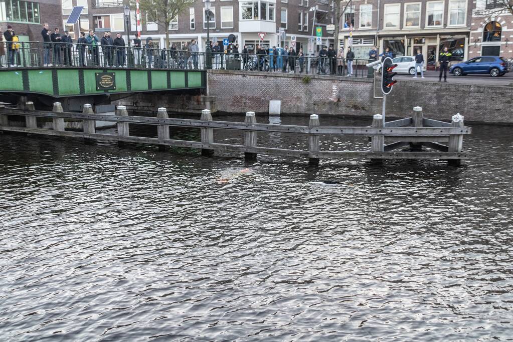Auto kopje onder door vergeten handrem