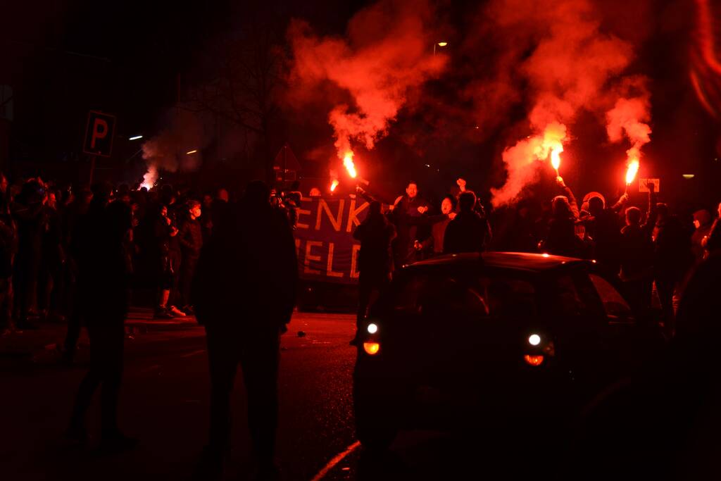Honderden fans op straat na promotie SC Cambuur