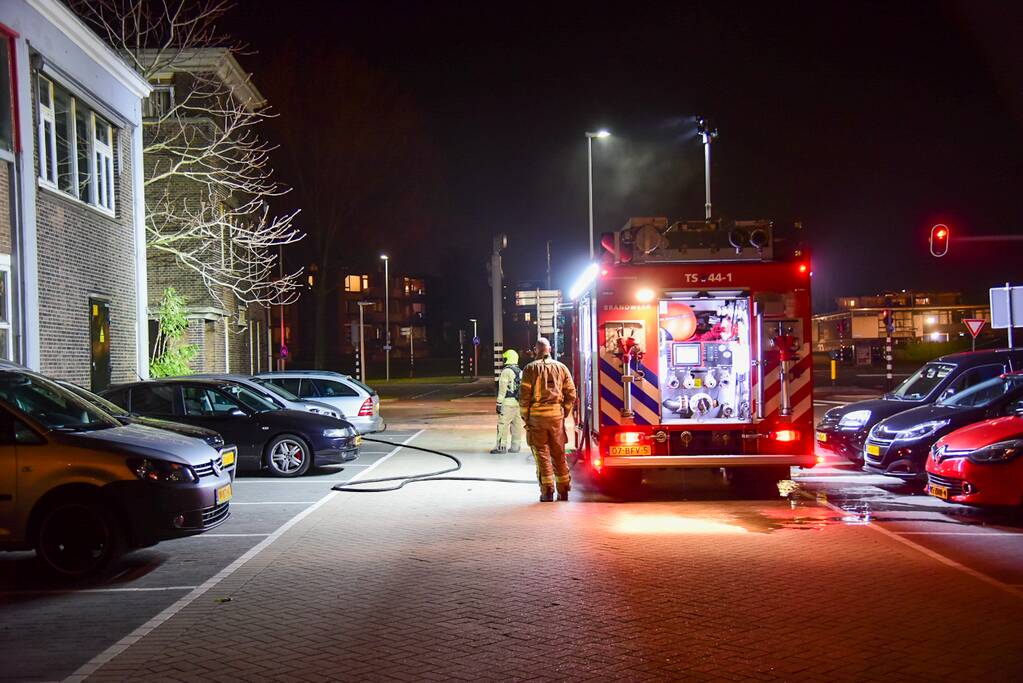 Brand in portiek van woning