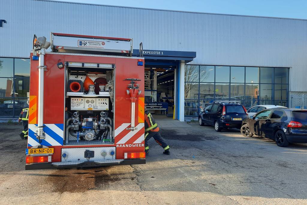 Brand in afzuigunit bedrijfspand